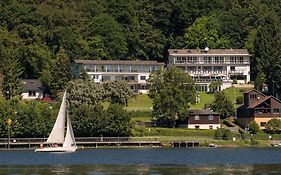 PlusNaturHotel direkt am Ederseeufer Waldhotel Wiesemann und Ferienapartments